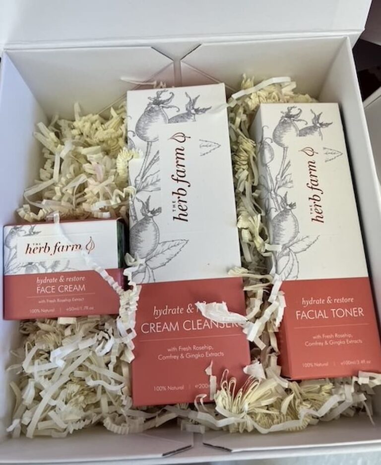 Herb Farm Hydrate & Restore Giftset